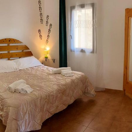 Noemi Holiday House Agnone Bagni Exterior foto