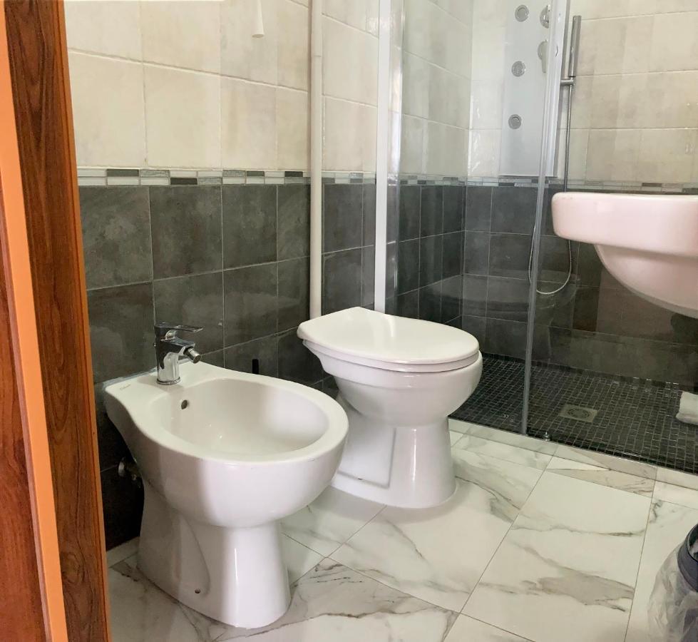 Noemi Holiday House Agnone Bagni Exterior foto